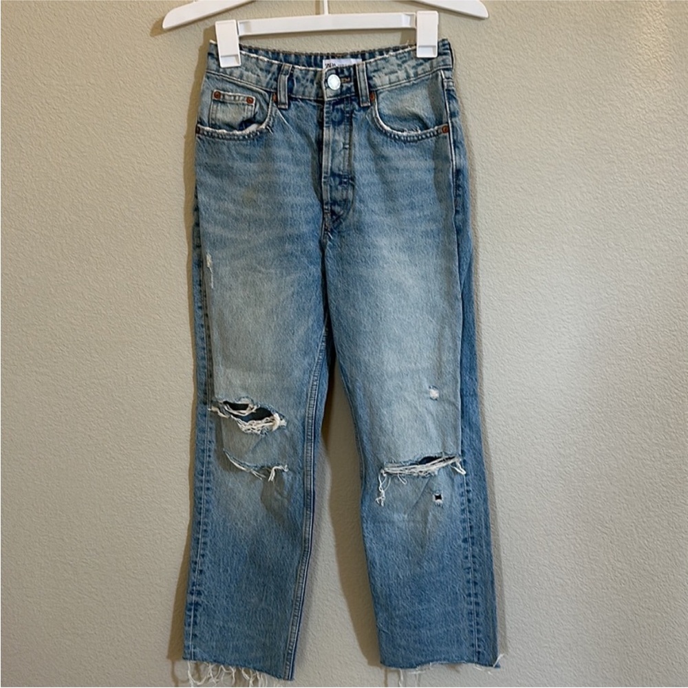 Zara Women's High Waisted Destructive Jeans